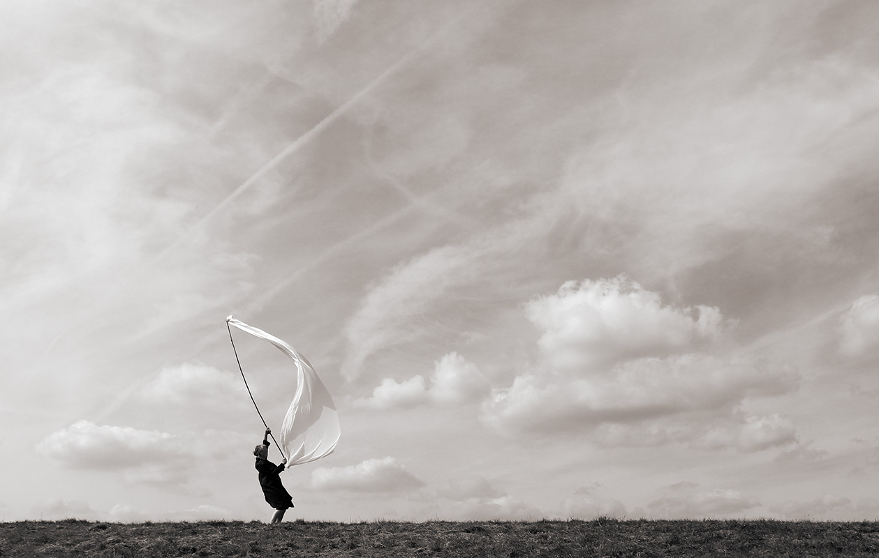 eeva_edit-6-b&w-crop